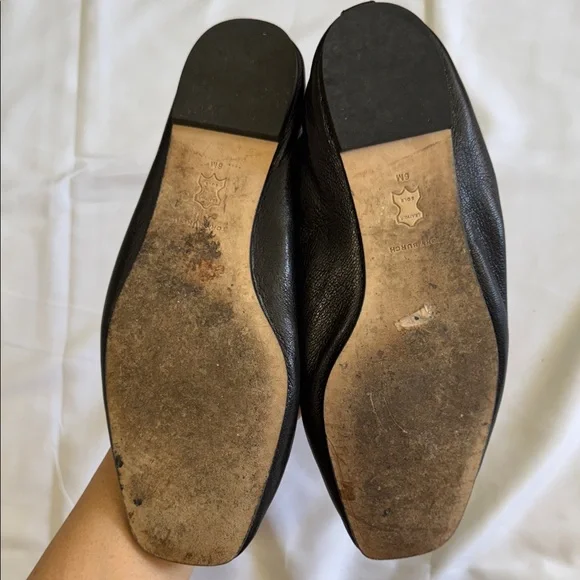 Tory Burch Black Flats with Gold Emblem - Picture 5 of 5